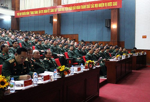 В Ханое прошел научный семинар «Академия обороны Вьетнама – 40-летие становления и развития» - ảnh 1